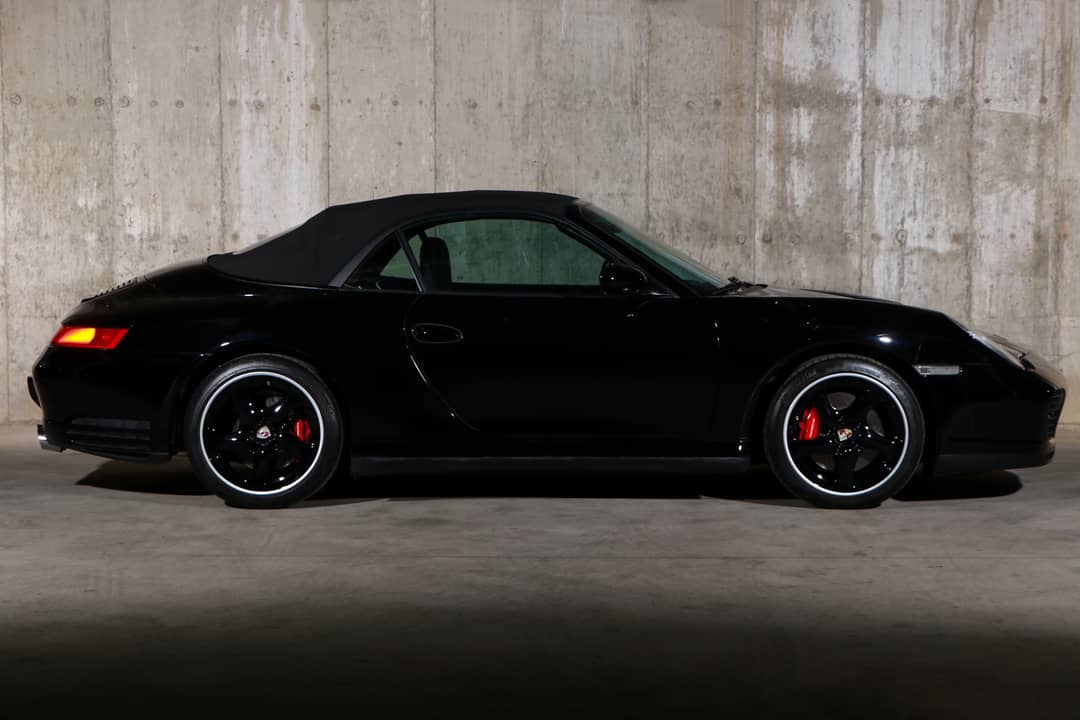 2004 Porsche 911 Carrera 4S — photo 13