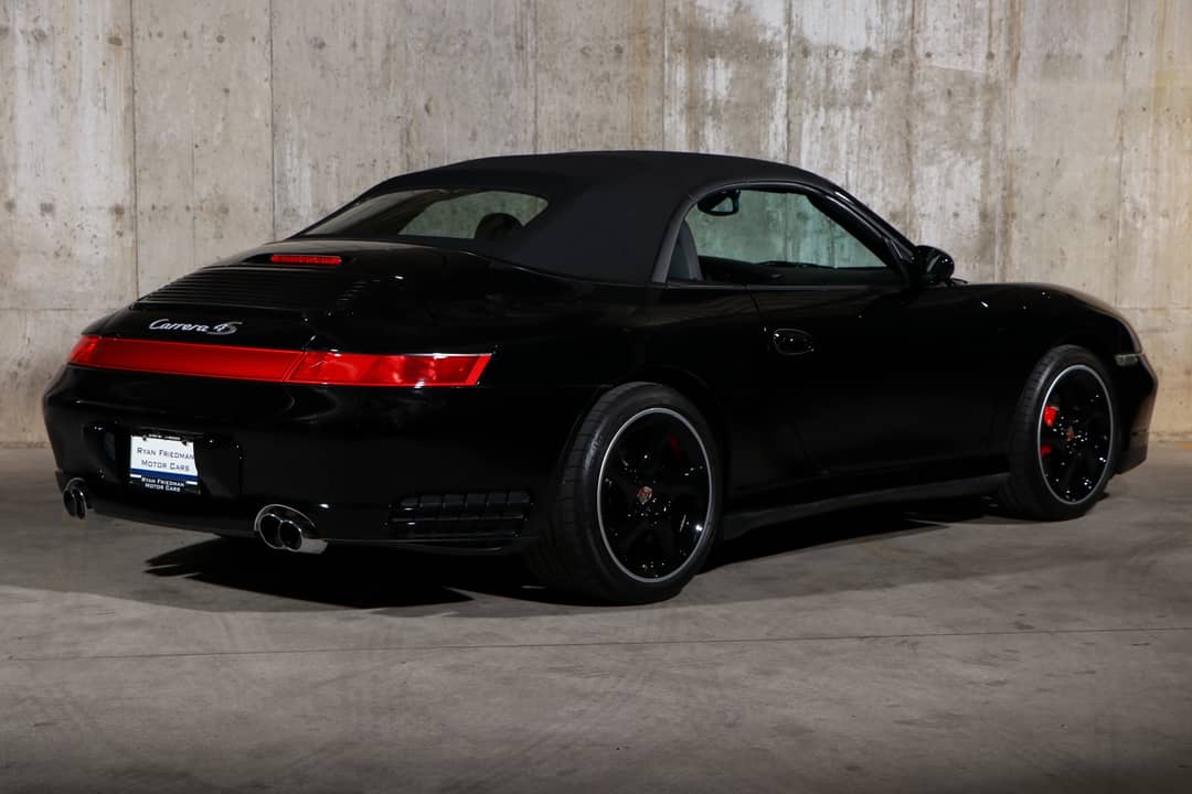 2004 Porsche 911 Carrera 4S — photo 15