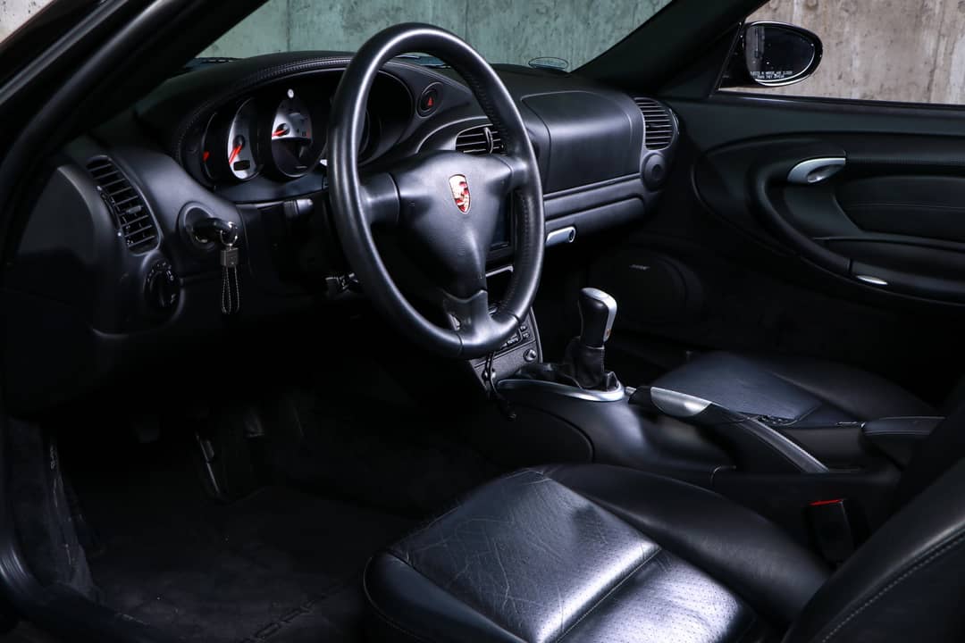 2004 Porsche 911 Carrera 4S — photo 31