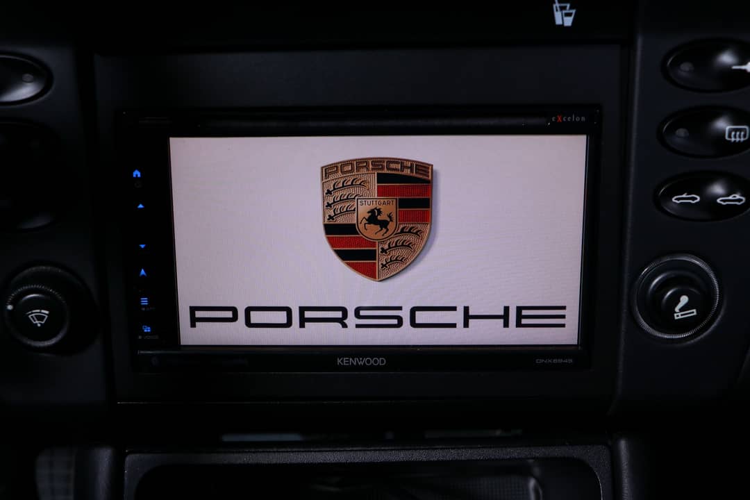 2004 Porsche 911 Carrera 4S — photo 37