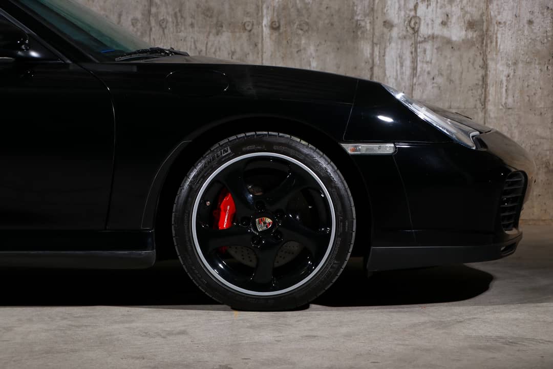 2004 Porsche 911 Carrera 4S — photo 10