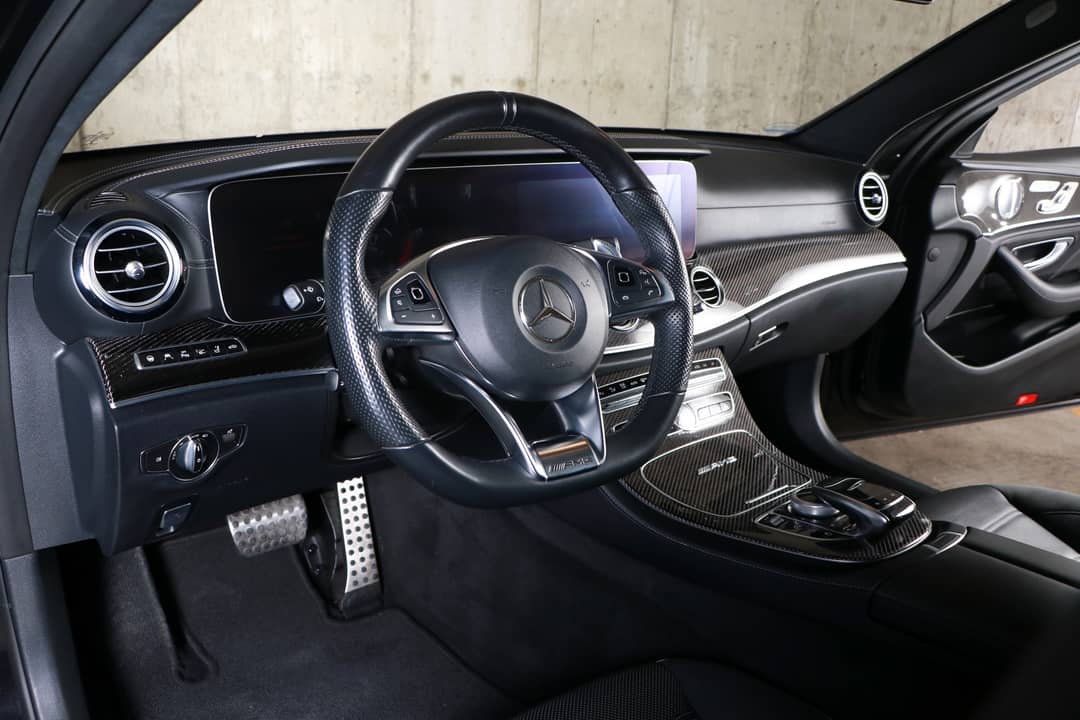 2018 Mercedes-Benz E-Class AMG E 63 S — photo 26