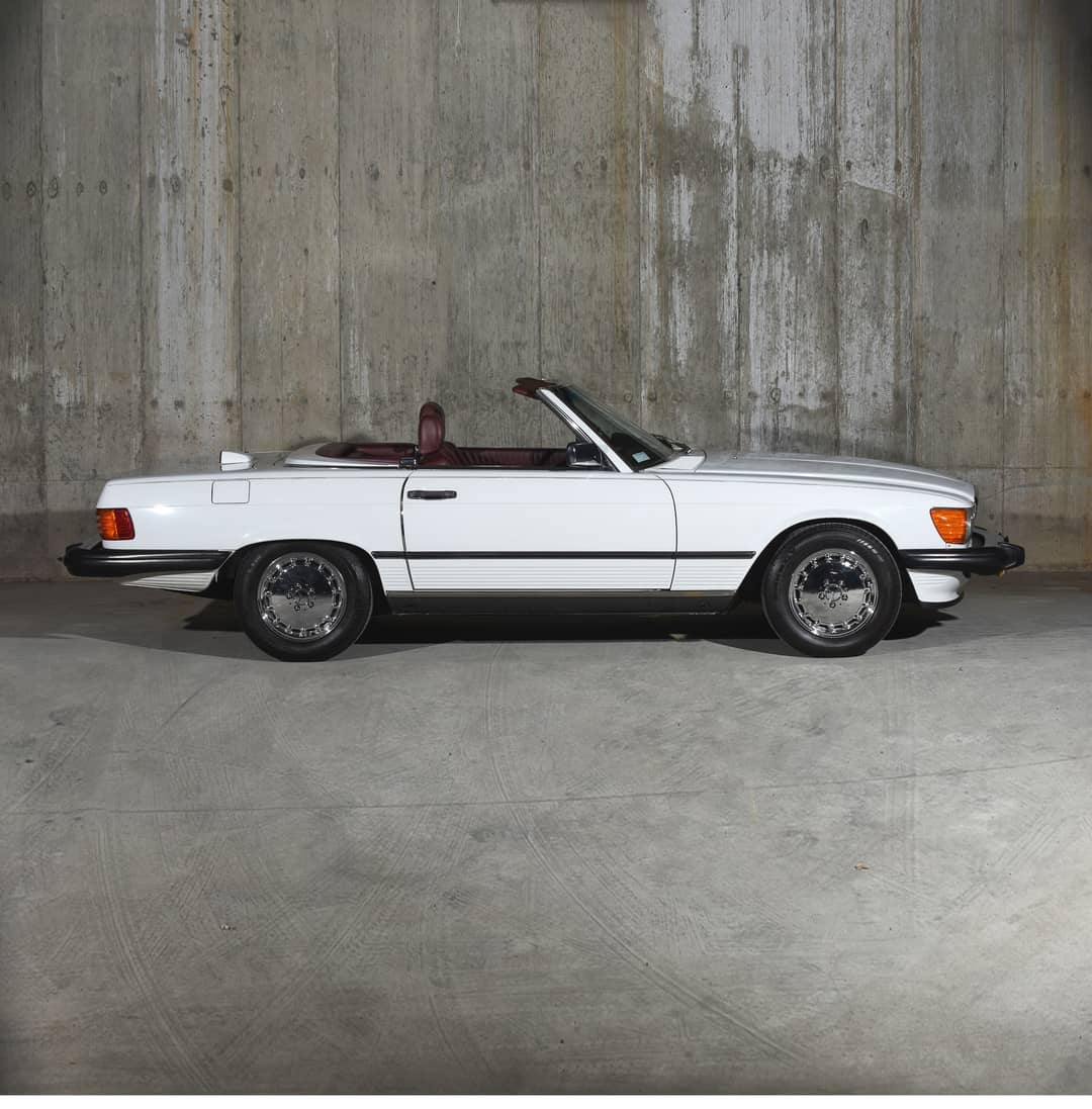 1986 Mercedes-Benz 560-Class 560 SL — photo 2