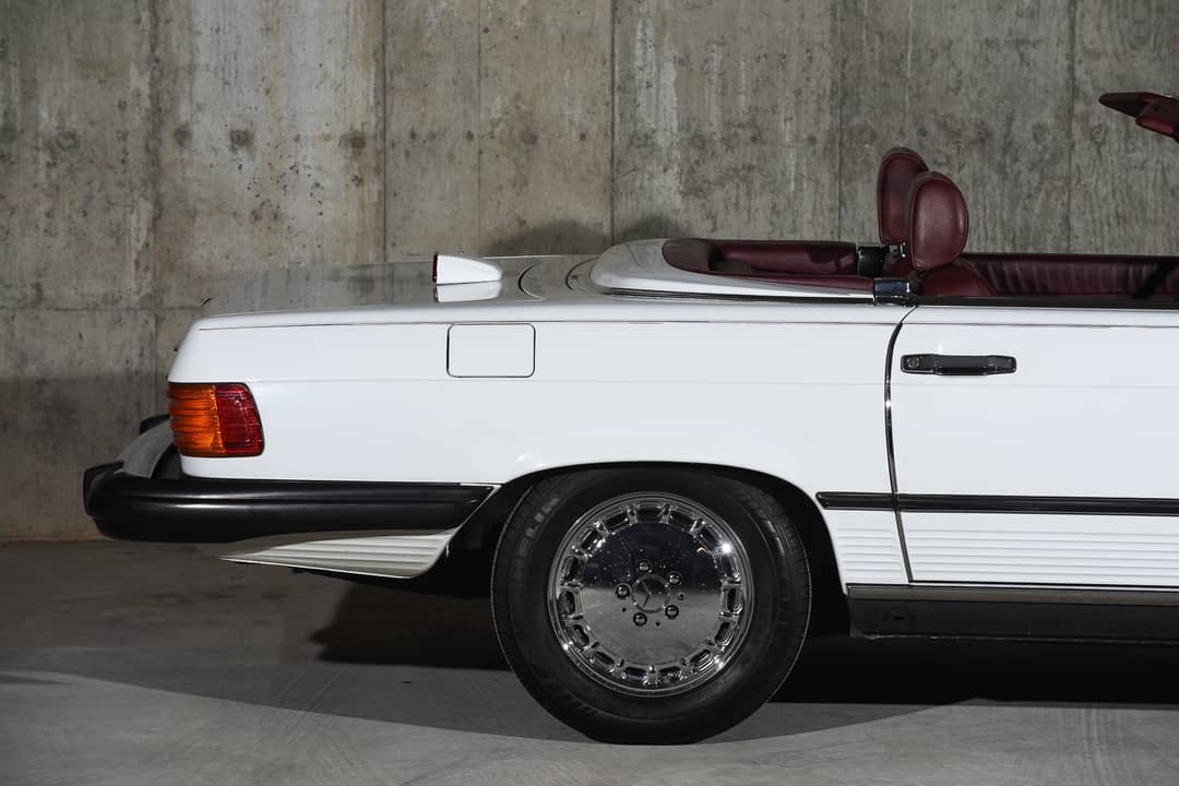 1986 Mercedes-Benz 560-Class 560 SL — photo 3