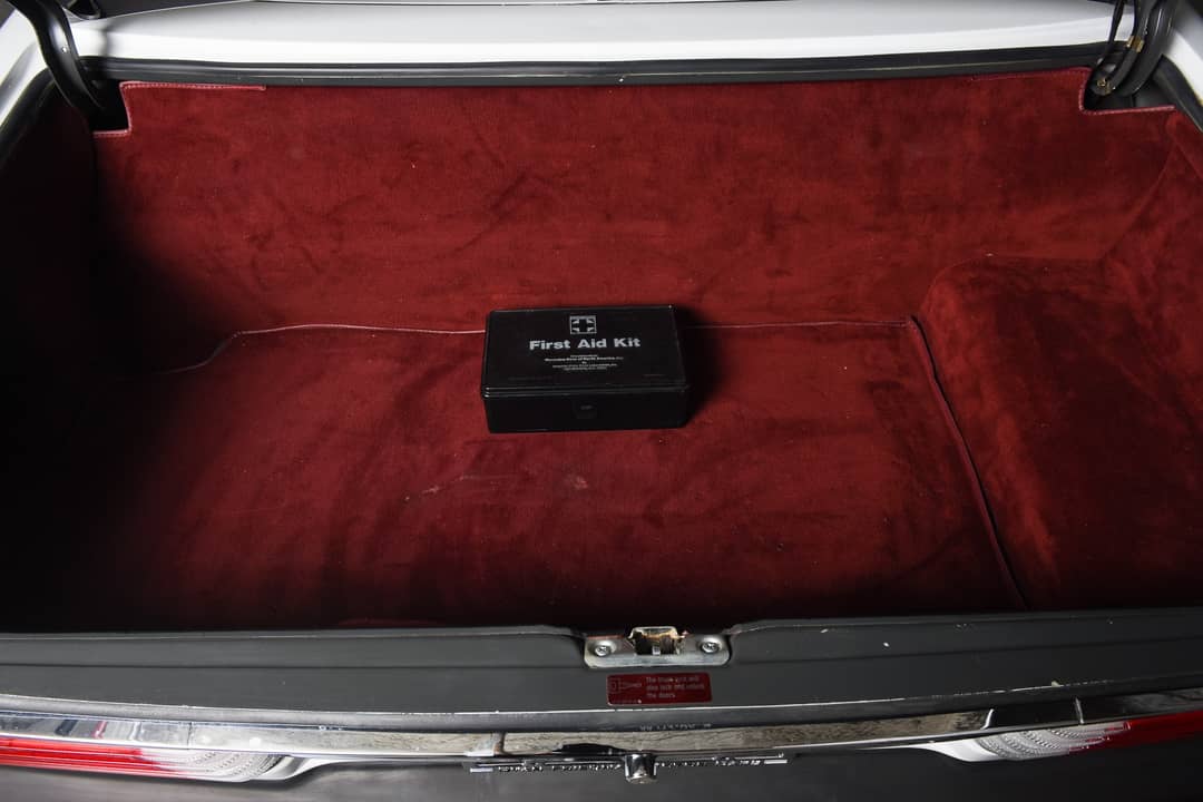 1986 Mercedes-Benz 560-Class 560 SL — photo 21