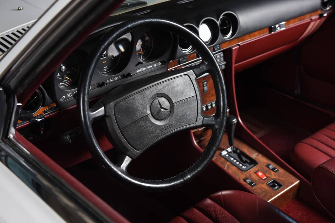1986 Mercedes-Benz 560-Class 560 SL — photo 22