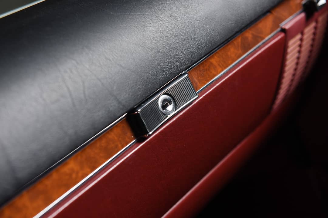 1986 Mercedes-Benz 560-Class 560 SL — photo 26