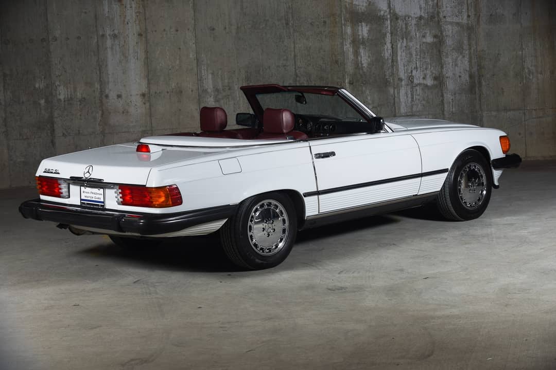 1986 Mercedes-Benz 560-Class 560 SL — photo 31