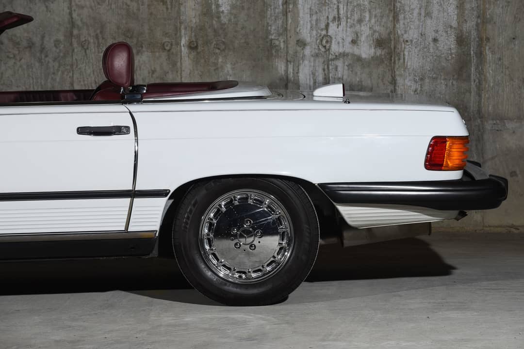 1986 Mercedes-Benz 560-Class 560 SL — photo 5