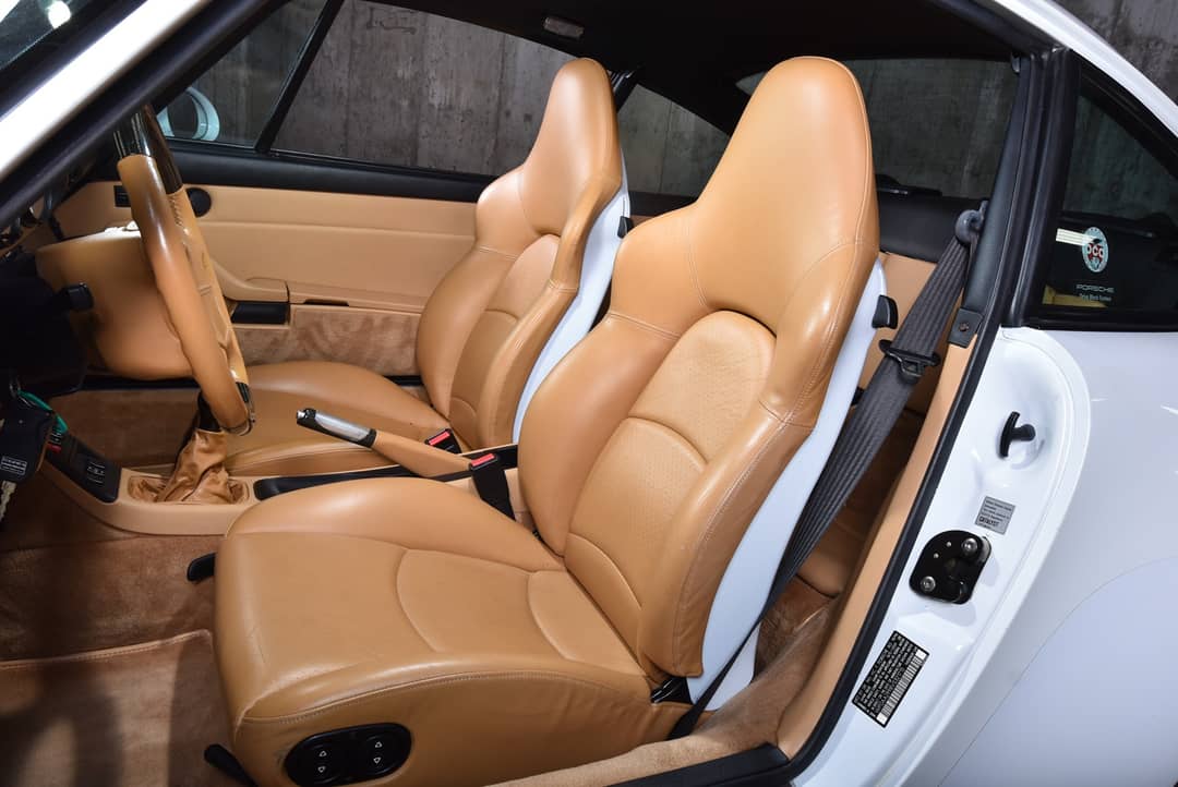 1997 Porsche 911 Carrera 4S — photo 22