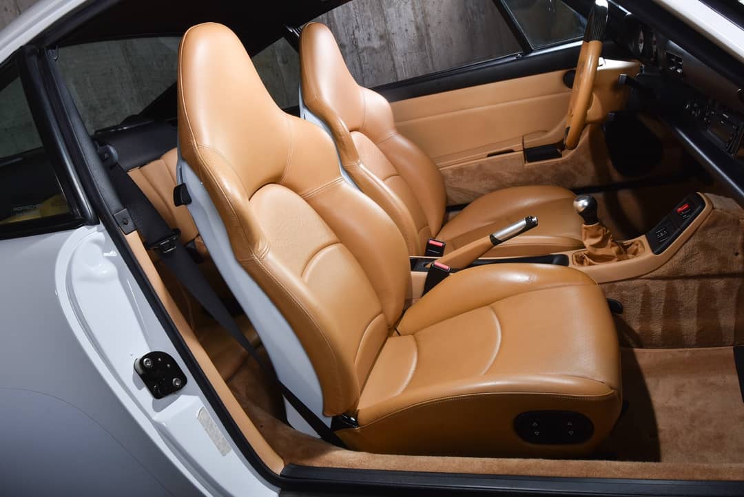 1997 Porsche 911 Carrera 4S — photo 33