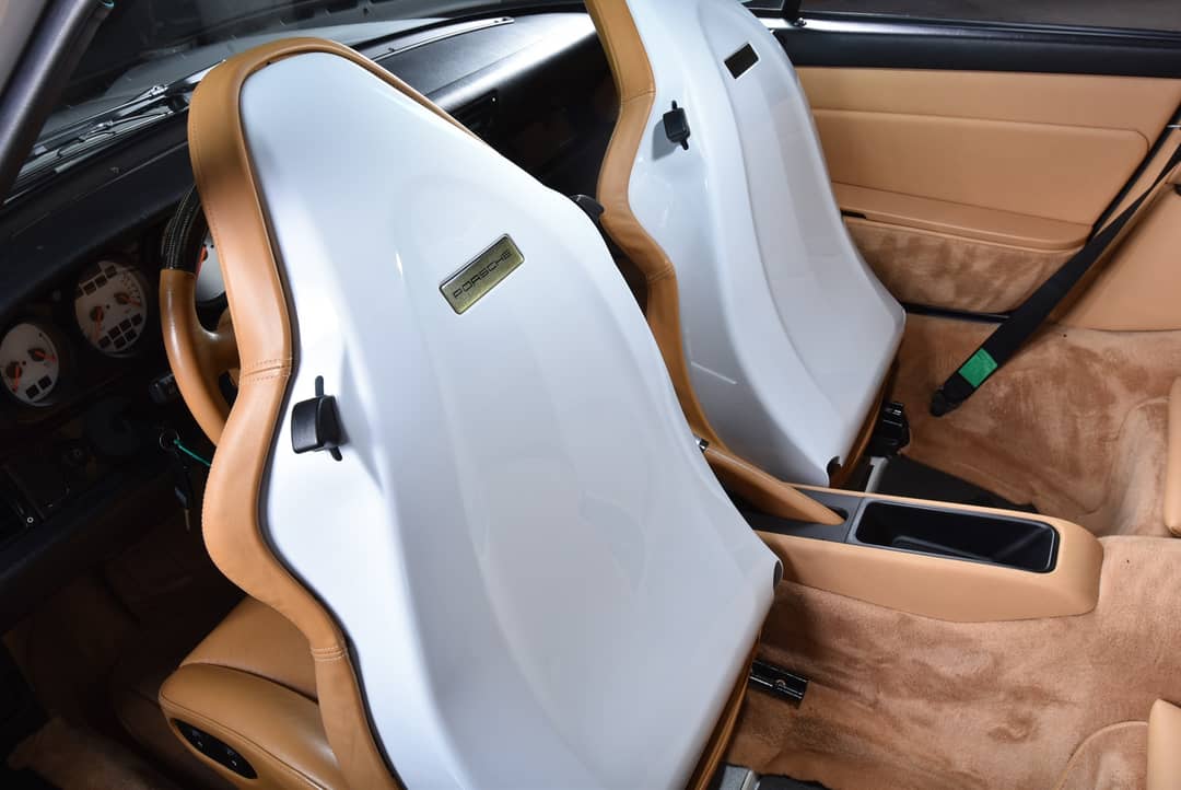 1997 Porsche 911 Carrera 4S — photo 37