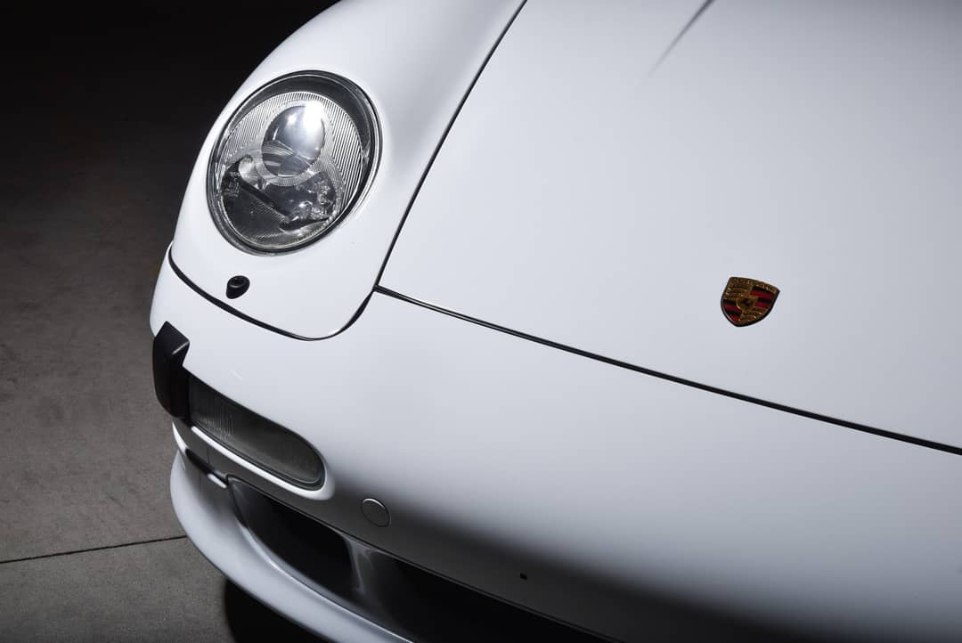 1997 Porsche 911 Carrera 4S — photo 8