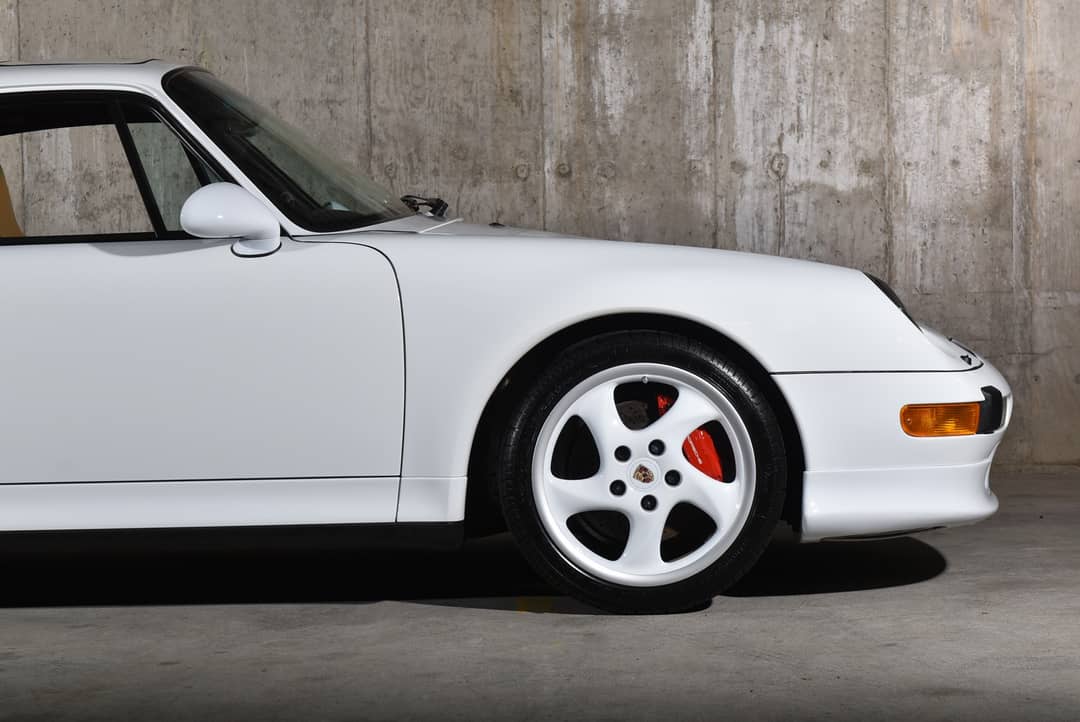 1997 Porsche 911 Carrera 4S — photo 9