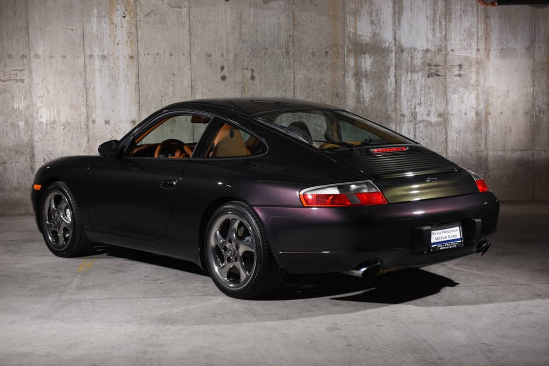 2000 Porsche 911 Carrera 4 Millenium — photo 3