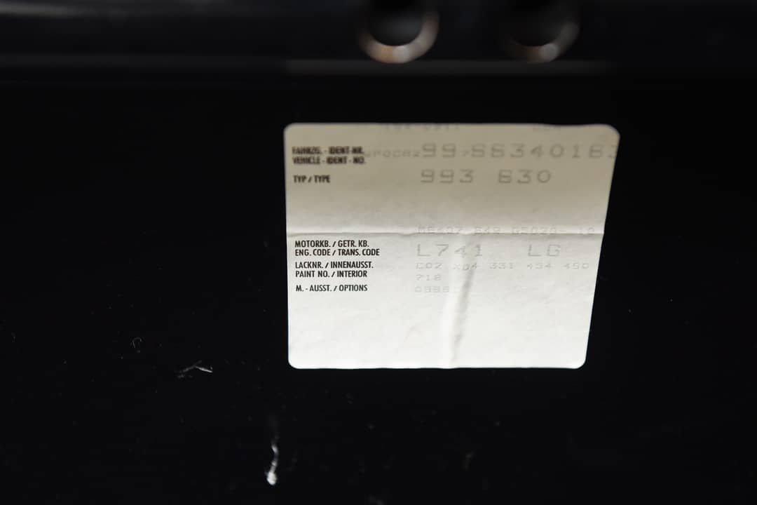 1995 Porsche 911 Carrera 2 — photo 17