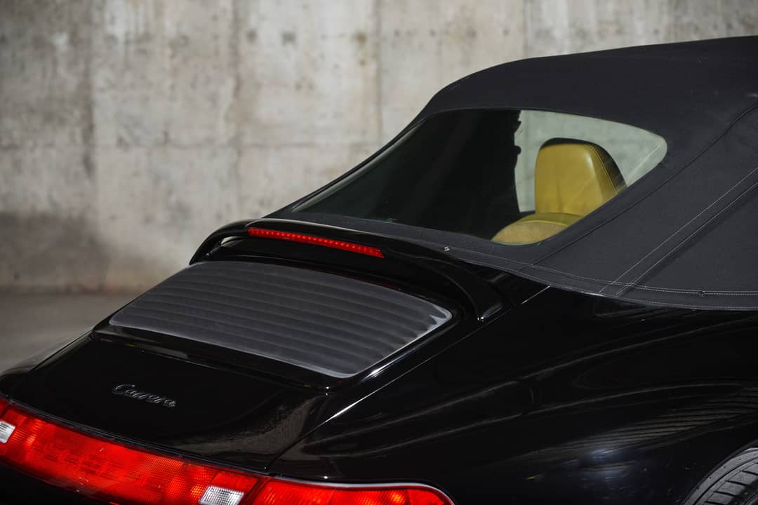 1995 Porsche 911 Carrera 2 — photo 3