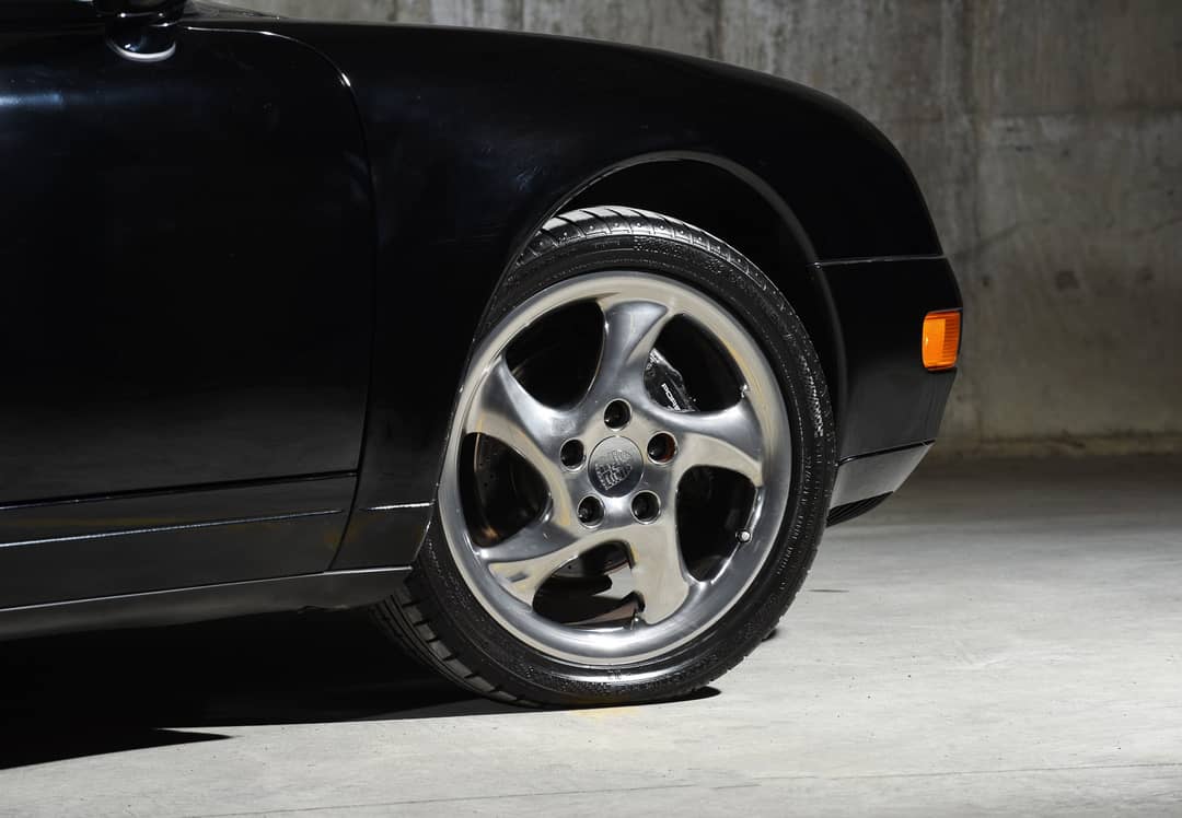 1995 Porsche 911 Carrera 2 — photo 21
