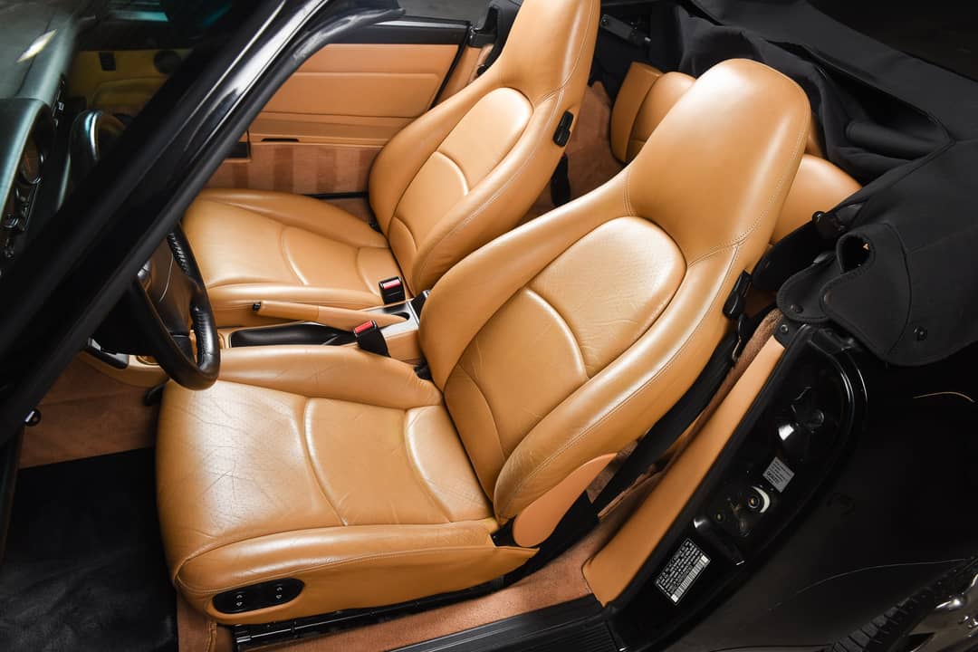 1995 Porsche 911 Carrera 2 — photo 23