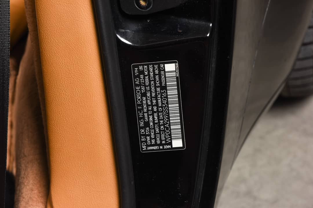 1995 Porsche 911 Carrera 2 — photo 24