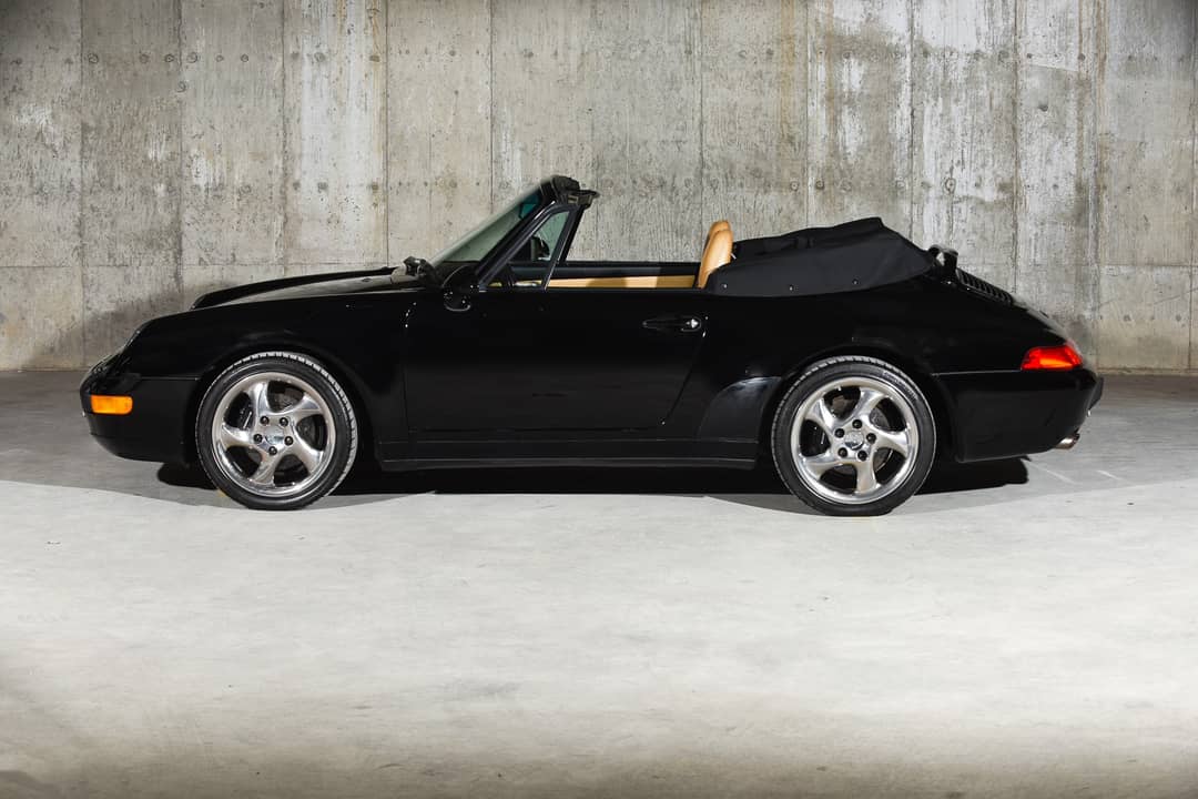 1995 Porsche 911 Carrera 2 — photo 27