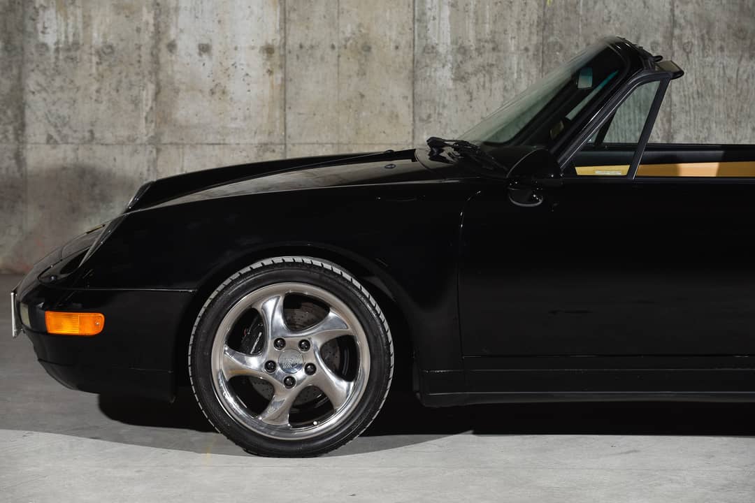 1995 Porsche 911 Carrera 2 — photo 29