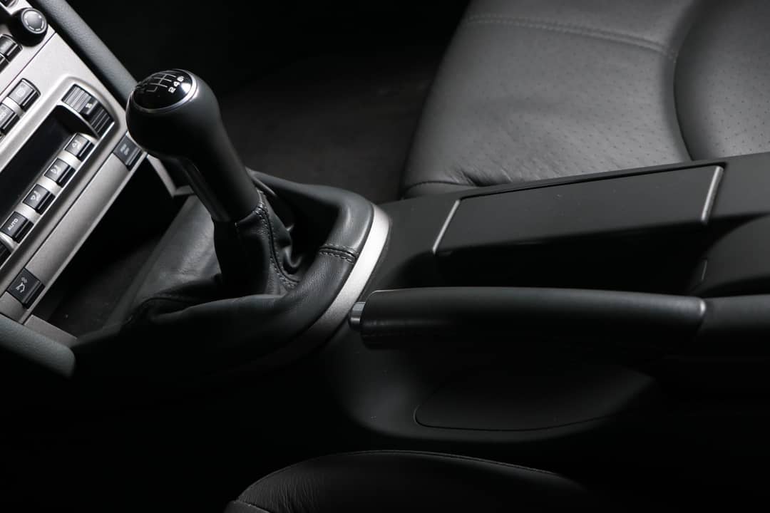 2005 Porsche 911 Carrera — photo 29