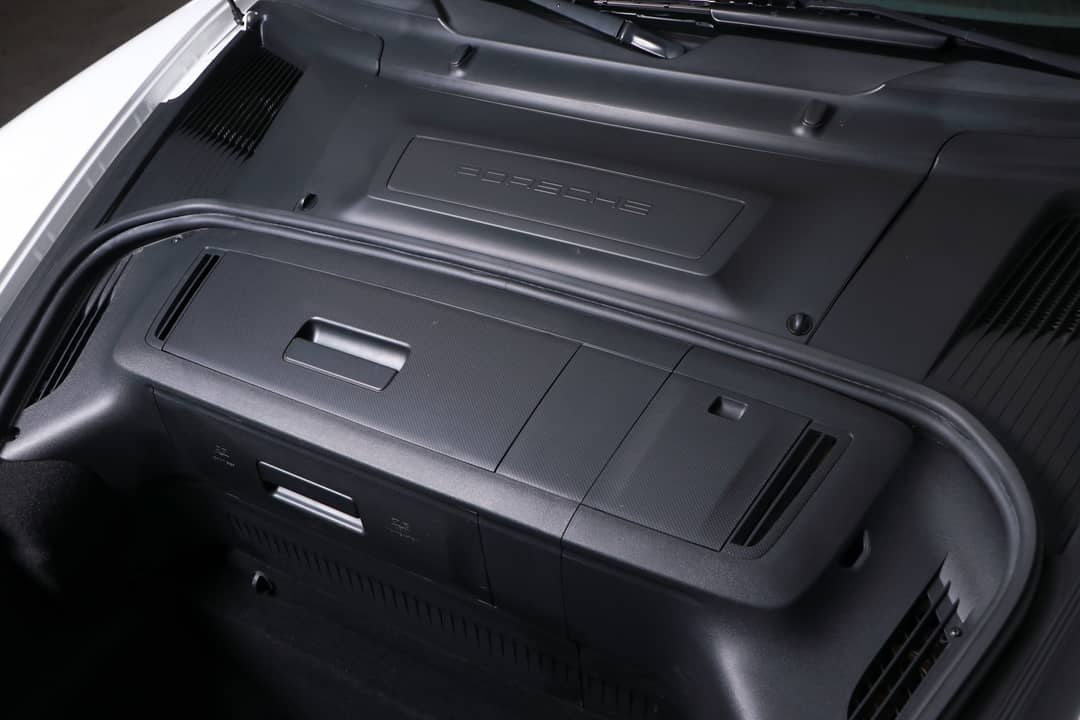 2005 Porsche 911 Carrera — photo 36