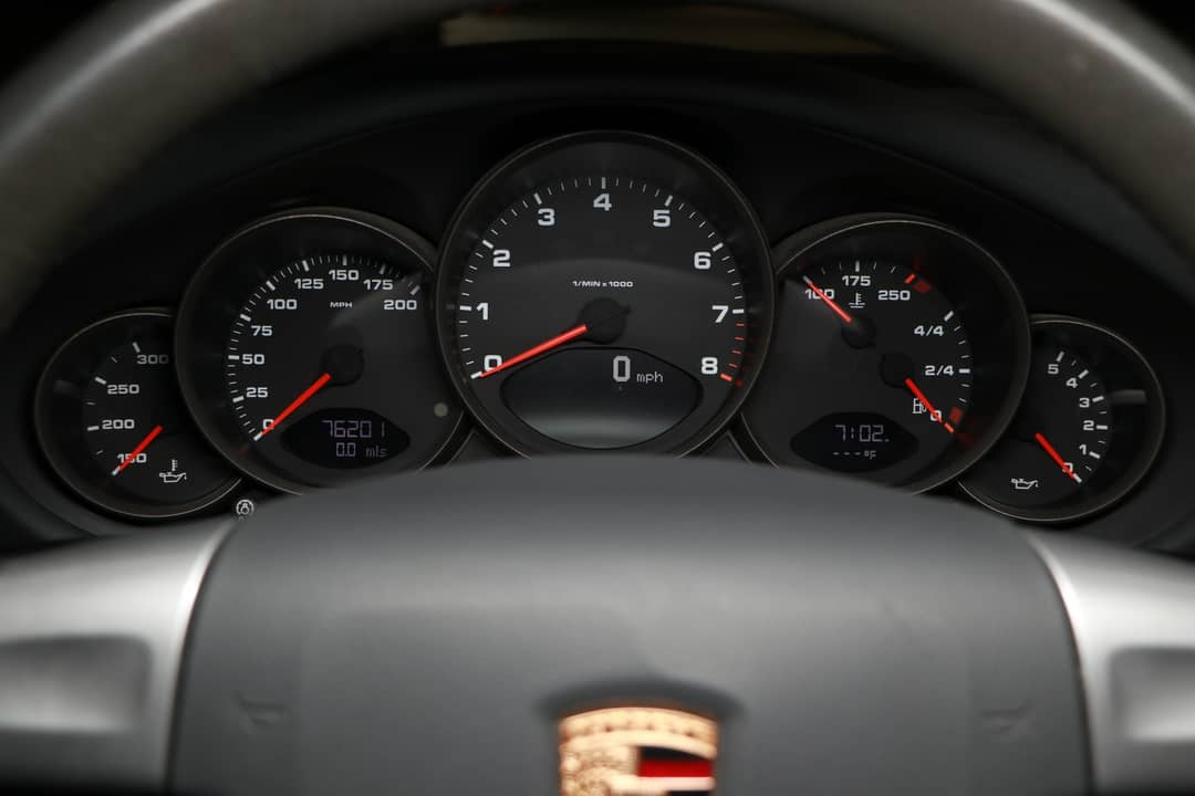2005 Porsche 911 Carrera — photo 40