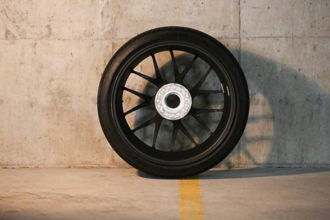 2017 Porsche 20-Inch Center-Lock Wheels — photo 19