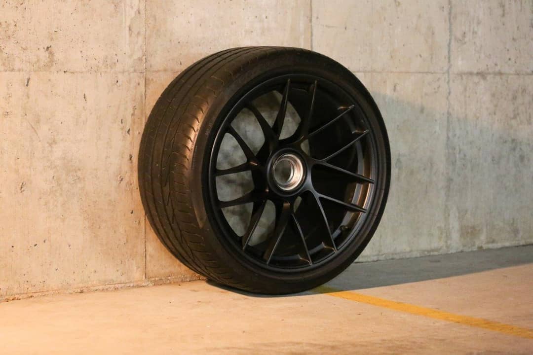 2017 Porsche 20-Inch Center-Lock Wheels — photo 5