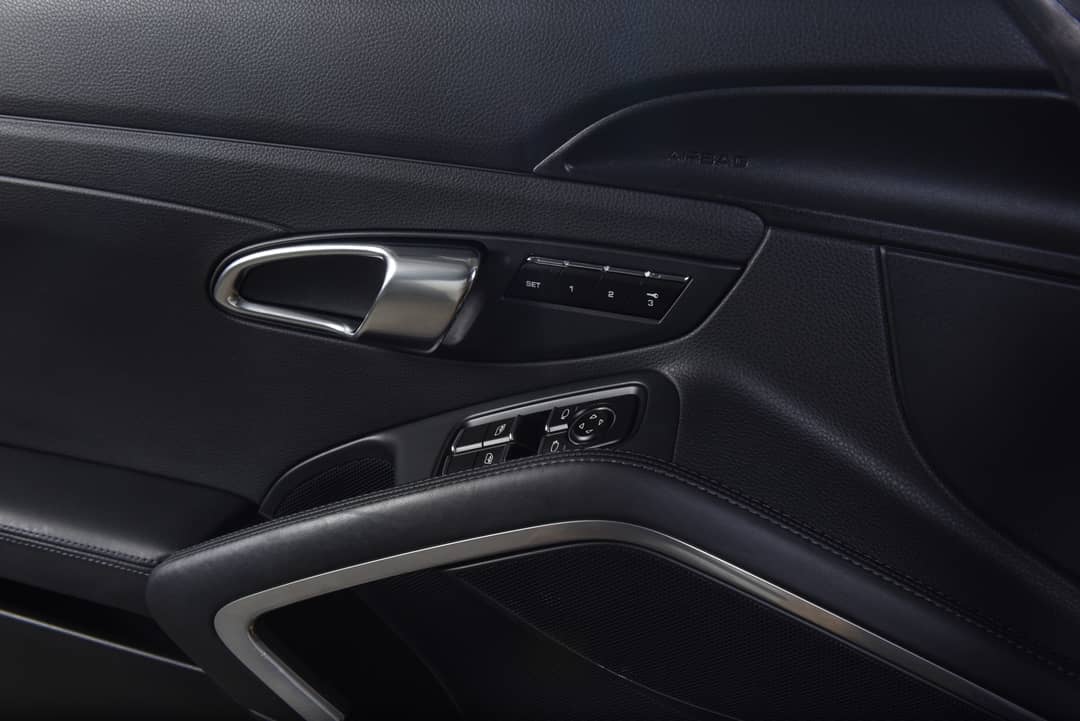 2014 Porsche 911 Carrera S — photo 22