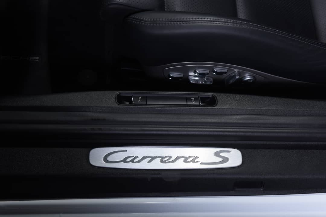 2014 Porsche 911 Carrera S — photo 23