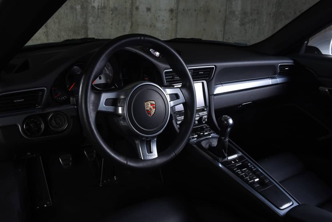2014 Porsche 911 Carrera S — photo 25