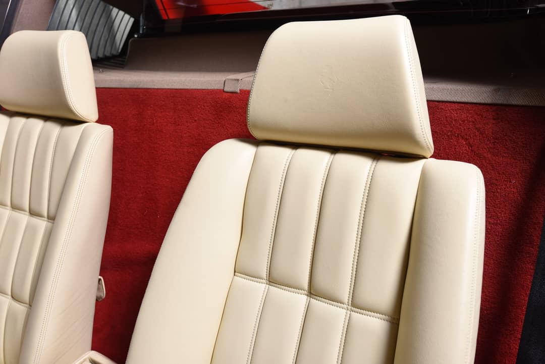 1989 Ferrari 328 GTS — photo 34