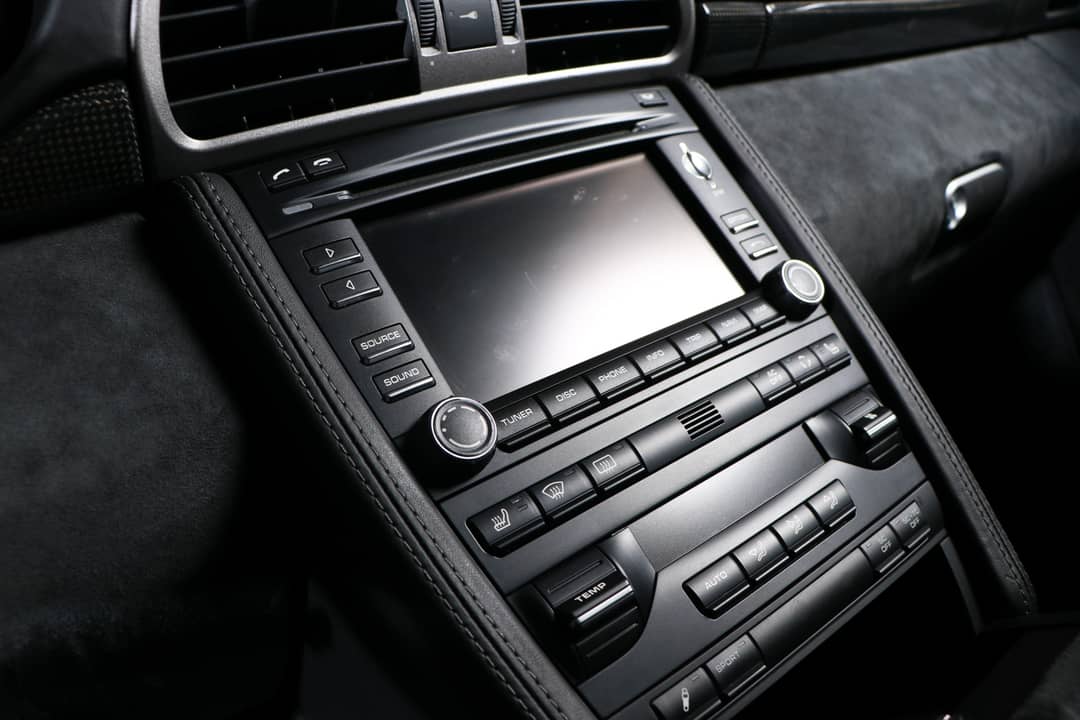 2011 Porsche 911 GT3 — photo 26