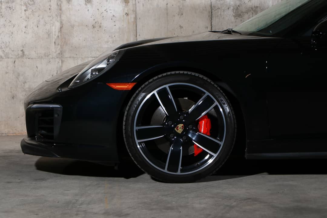 2017 Porsche 911 Carrera 4S — photo 15