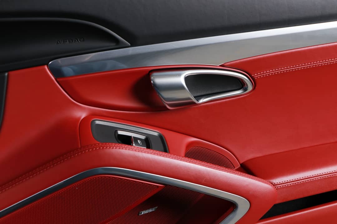 2017 Porsche 911 Carrera 4S — photo 40