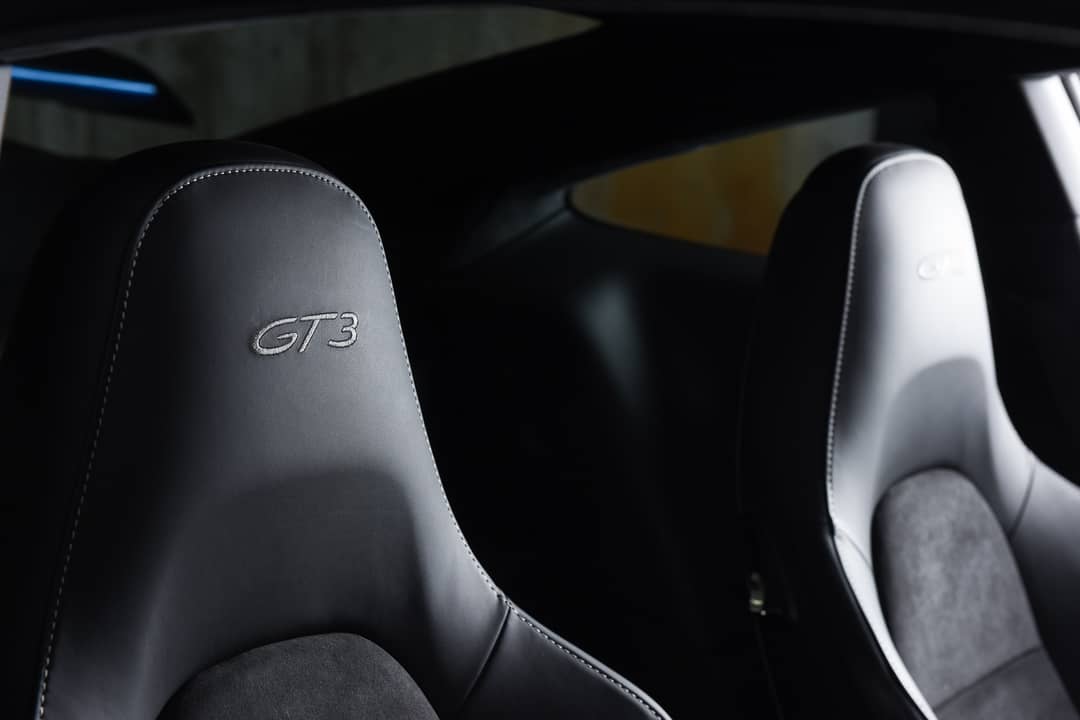 2018 Porsche 911 GT3 — photo 36