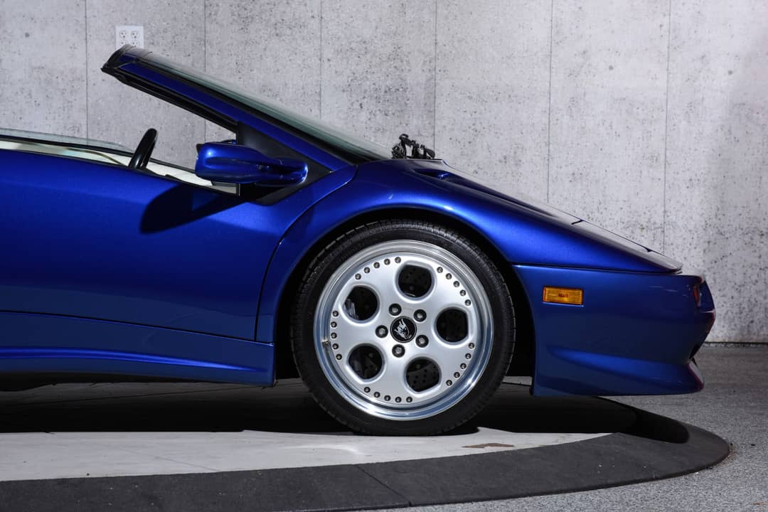 1998 Lamborghini Diablo VT Roadster — photo 12