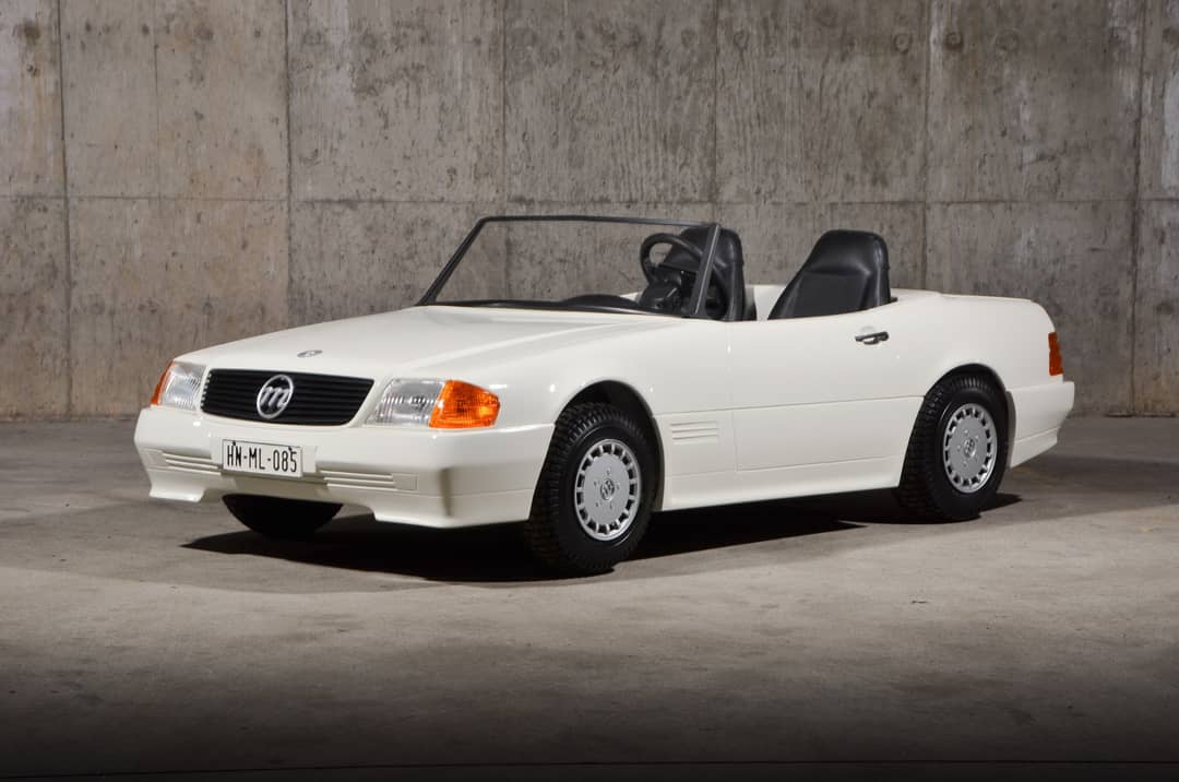 1991 FAO Schwarz Mercedes-Benz SL500 — photo 11