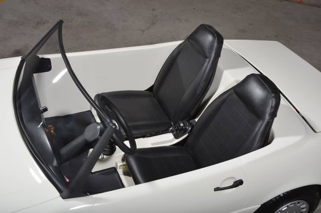 1991 FAO Schwarz Mercedes-Benz SL500 — photo 24