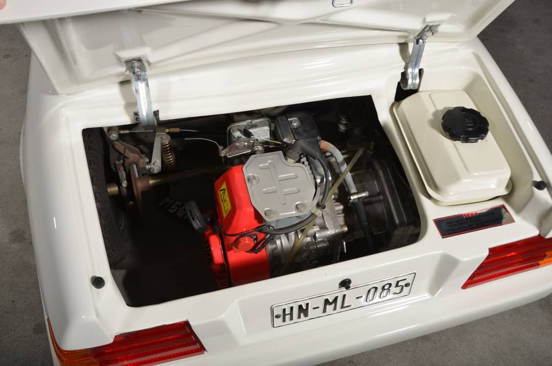 1991 FAO Schwarz Mercedes-Benz SL500 — photo 7