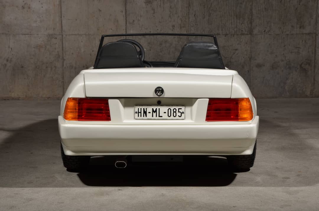 1991 FAO Schwarz Mercedes-Benz SL500 — photo 9