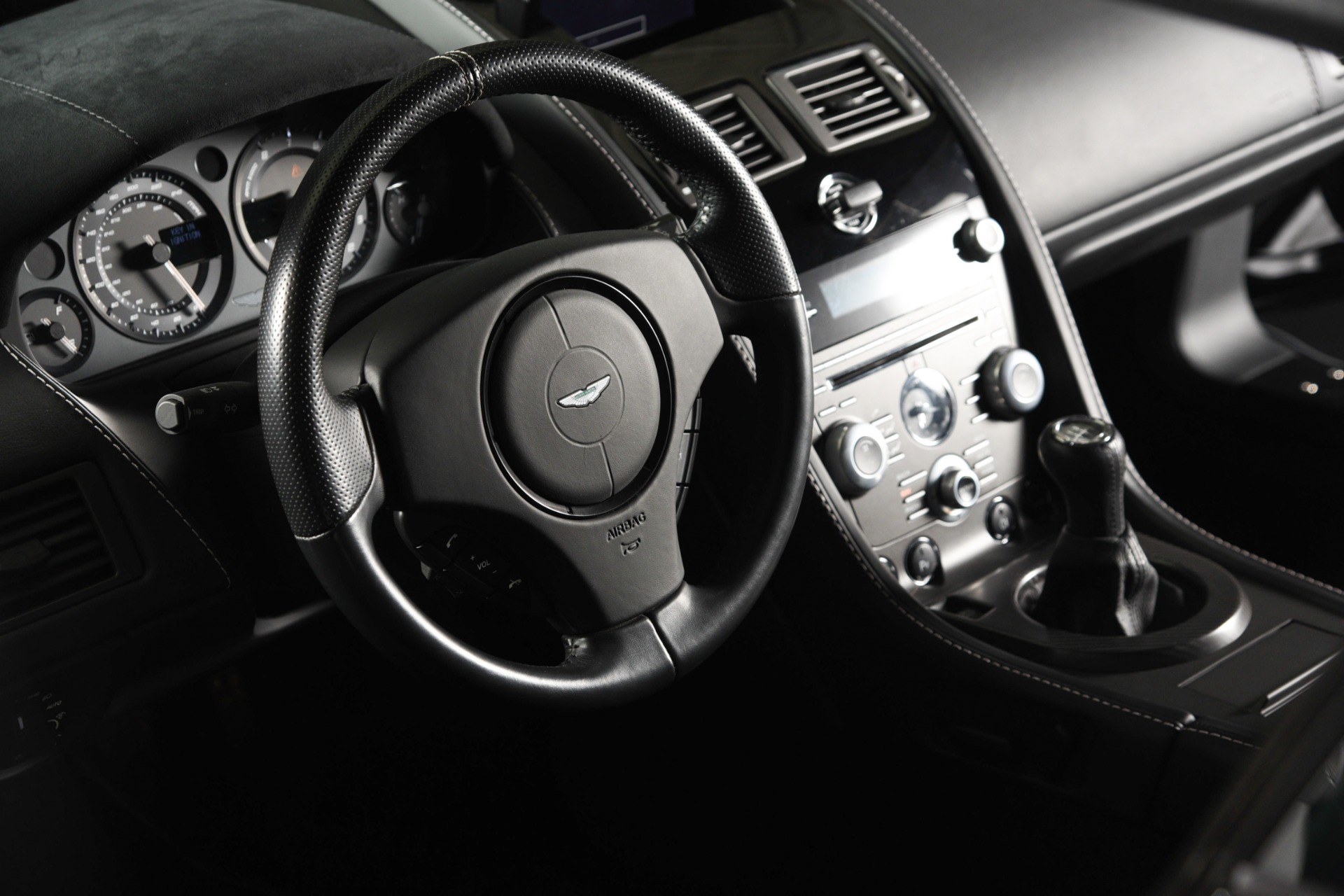 View vehicle photo 7