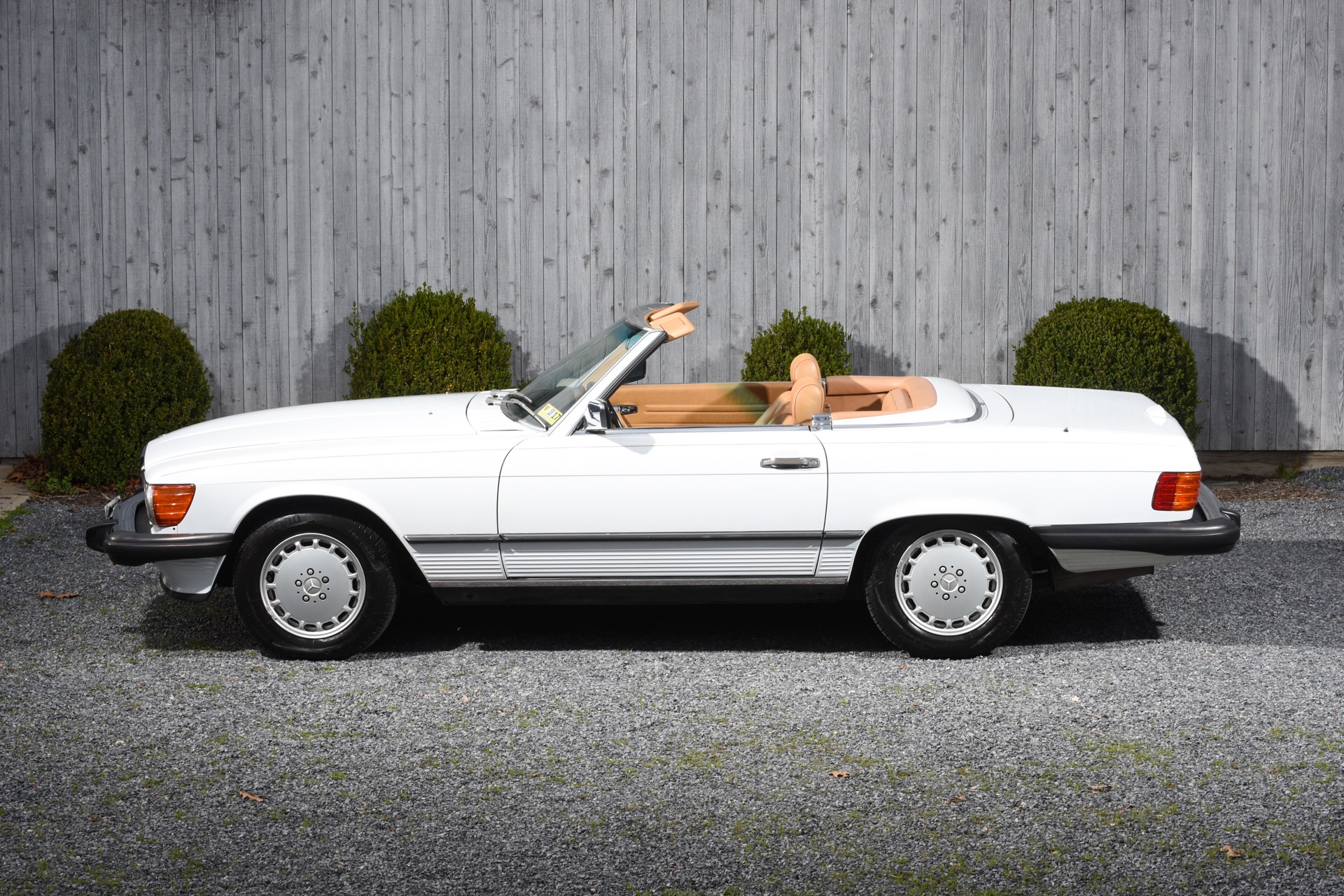 19 Mercedes Benz 560 Sl 560 Sl Stock 10 For Sale Near Glen Cove Ny Ny Mercedes Benz Dealer 19 Mercedes Benz 560 Sl 560 Sl Stock 10 For Sale Near Glen Cove Ny Ny Mercedes Benz Dealer