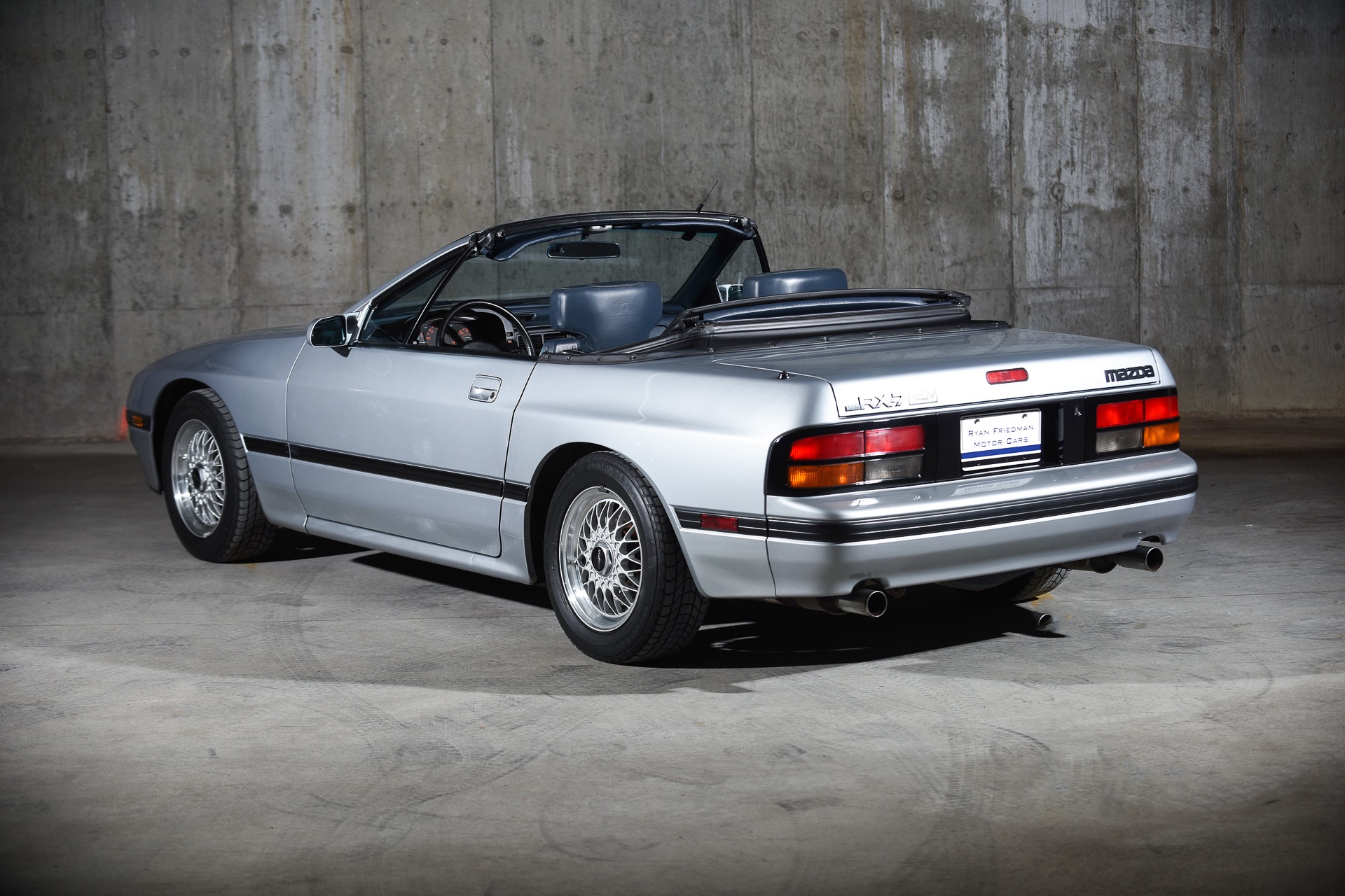 Mazda luce 1988