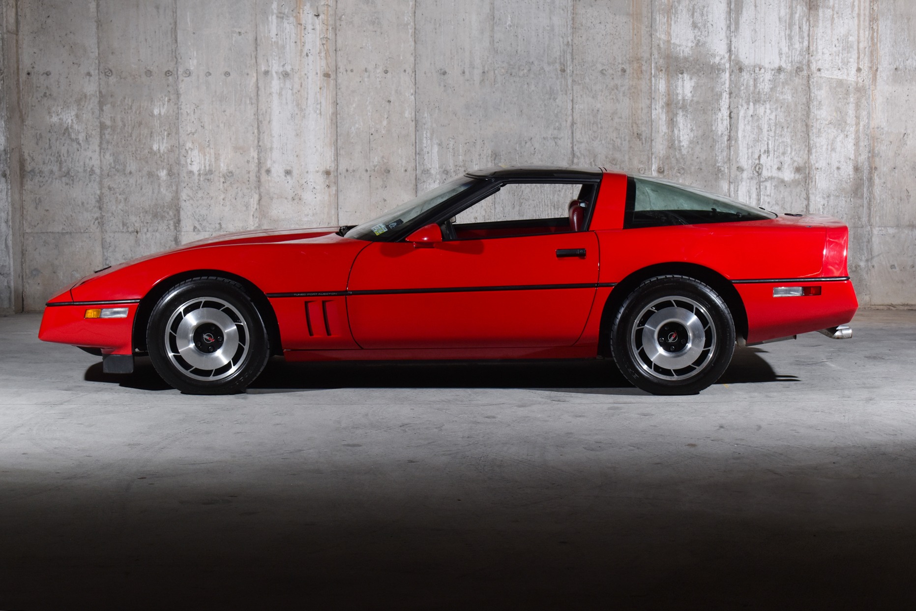 Chevrolet corvette 1985