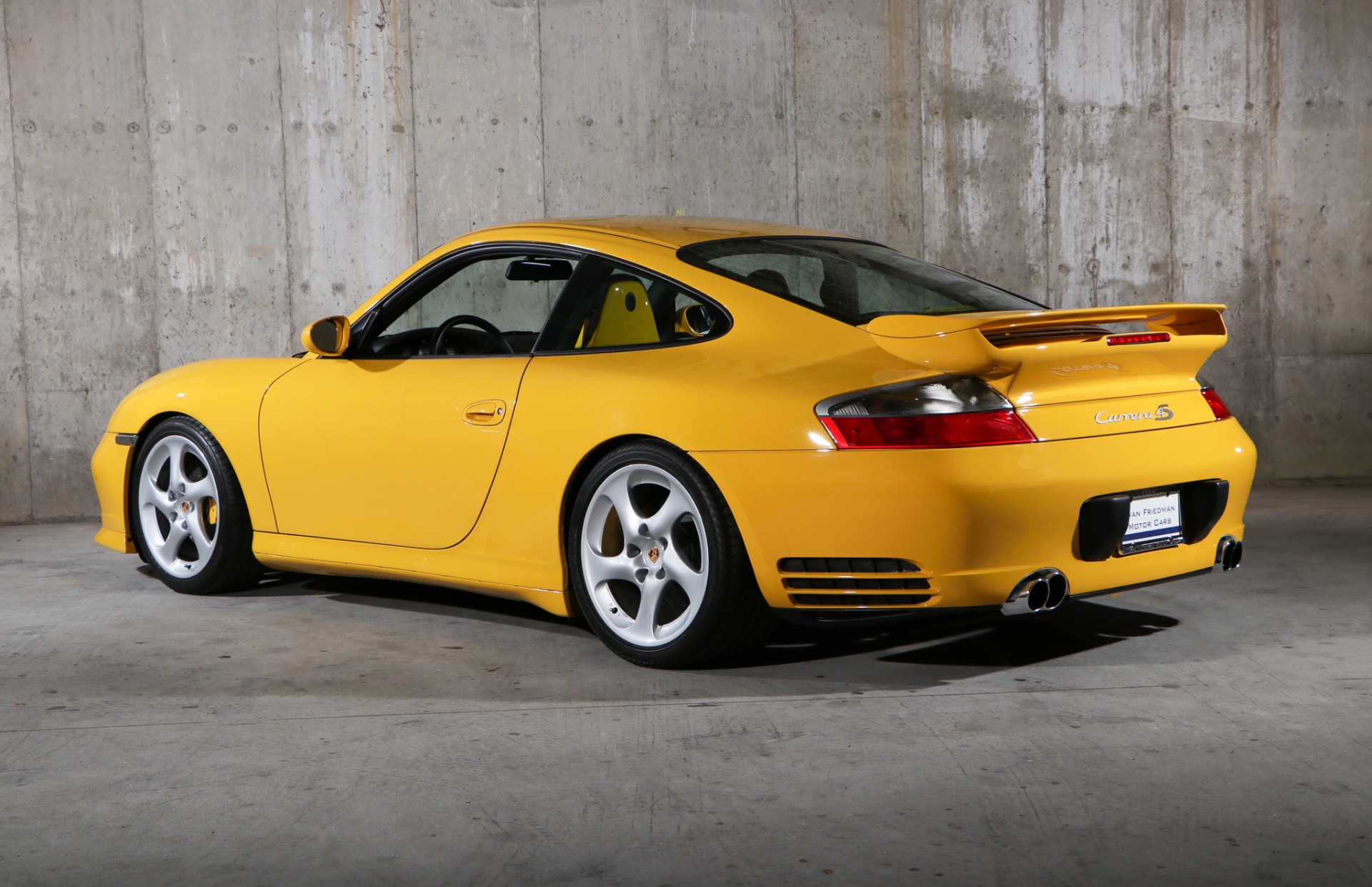 Порше 911 2004