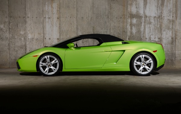 Used 2006 Lamborghini Gallardo Spyder for sale Sold at Ryan Friedman Motor Cars LLC in Glen Cove NY 11542 16